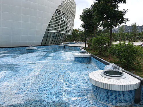 鑽石形無電采光器